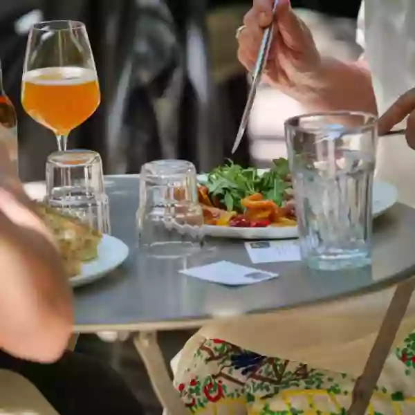Les Buffets - Le Jardin Montgrand - restaurant Marseille - Restaurant sympa Marseille
