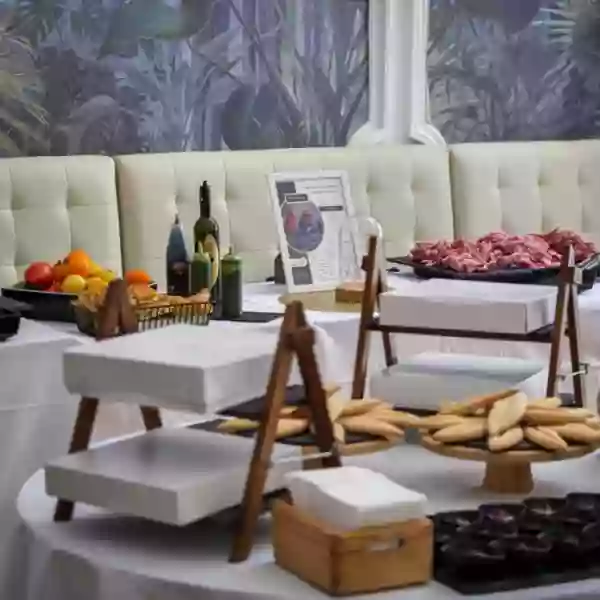 Les Buffets - Le Jardin Montgrand - restaurant Marseille - manger a Marseille